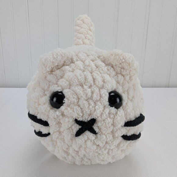 Amigurumi Crochet White Loaf Cat Plush 8" Stuffed Animal Black Eyes Nose Whisker - Picture 2 of 8